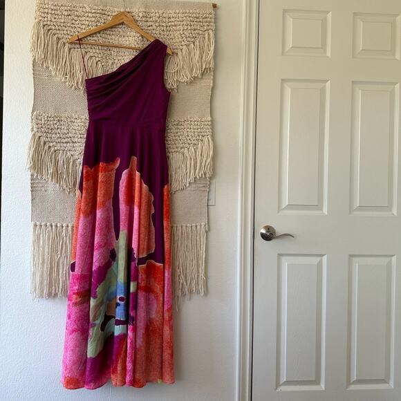 AMUR Atlas One Shoulder Gown - Picture 9 of 9